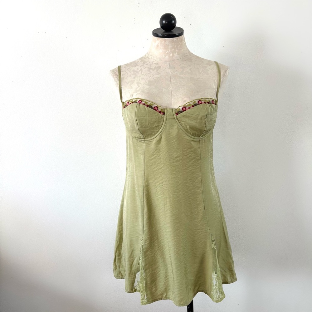 Princess Polly floreto green mini dress bustier cup embroidered floral size 8 - Picture 6 of 9